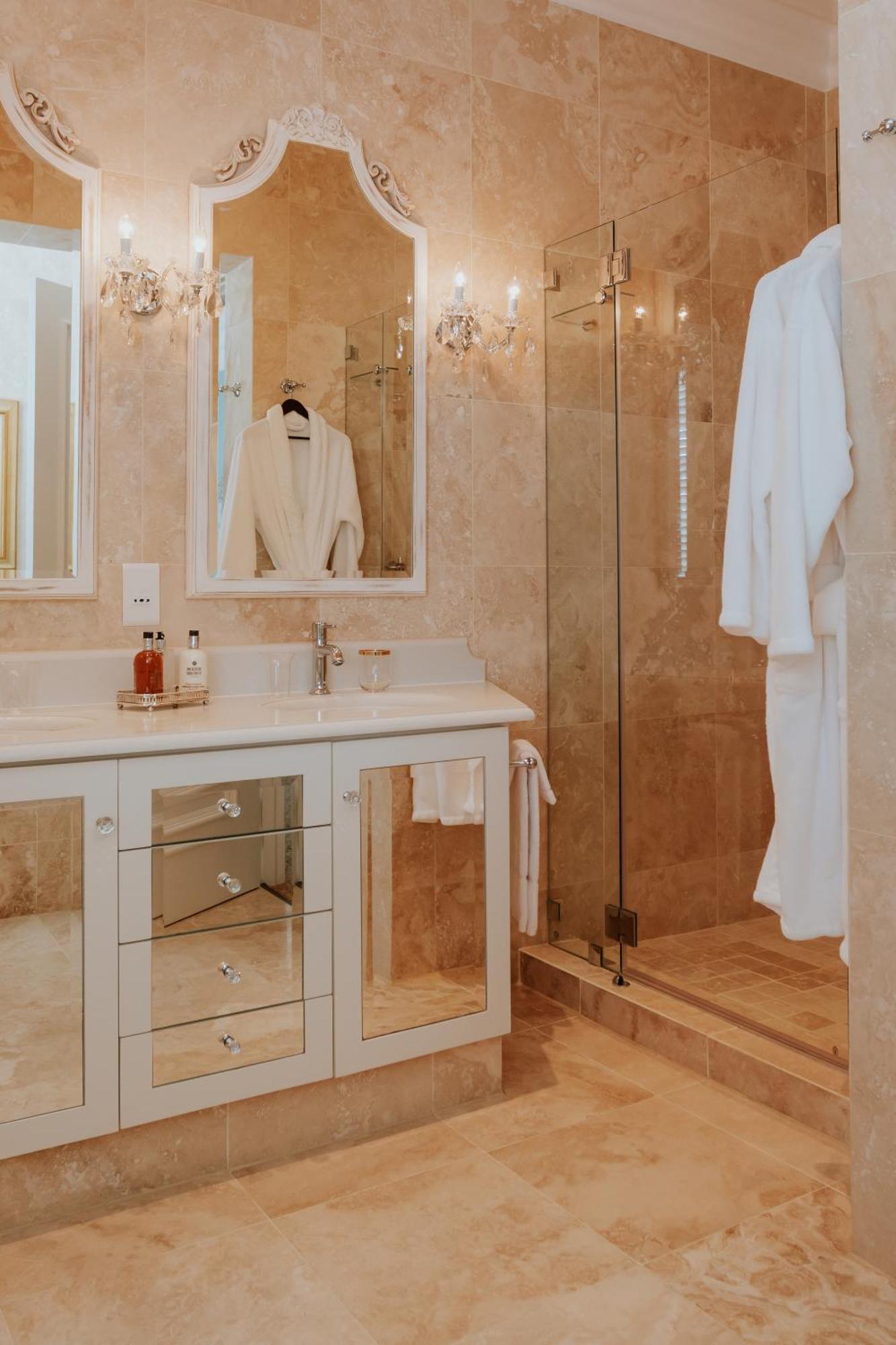 The Light House Boutique Suites Paarl Habitación foto
